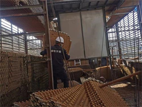 廣州冷卻塔修理廠家哪家更專業(廣州冷卻塔維修聯系方式)