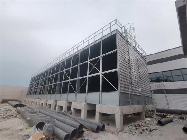 冷卻塔是由什么構造的？,工業冷卻塔,什么是開式冷卻塔